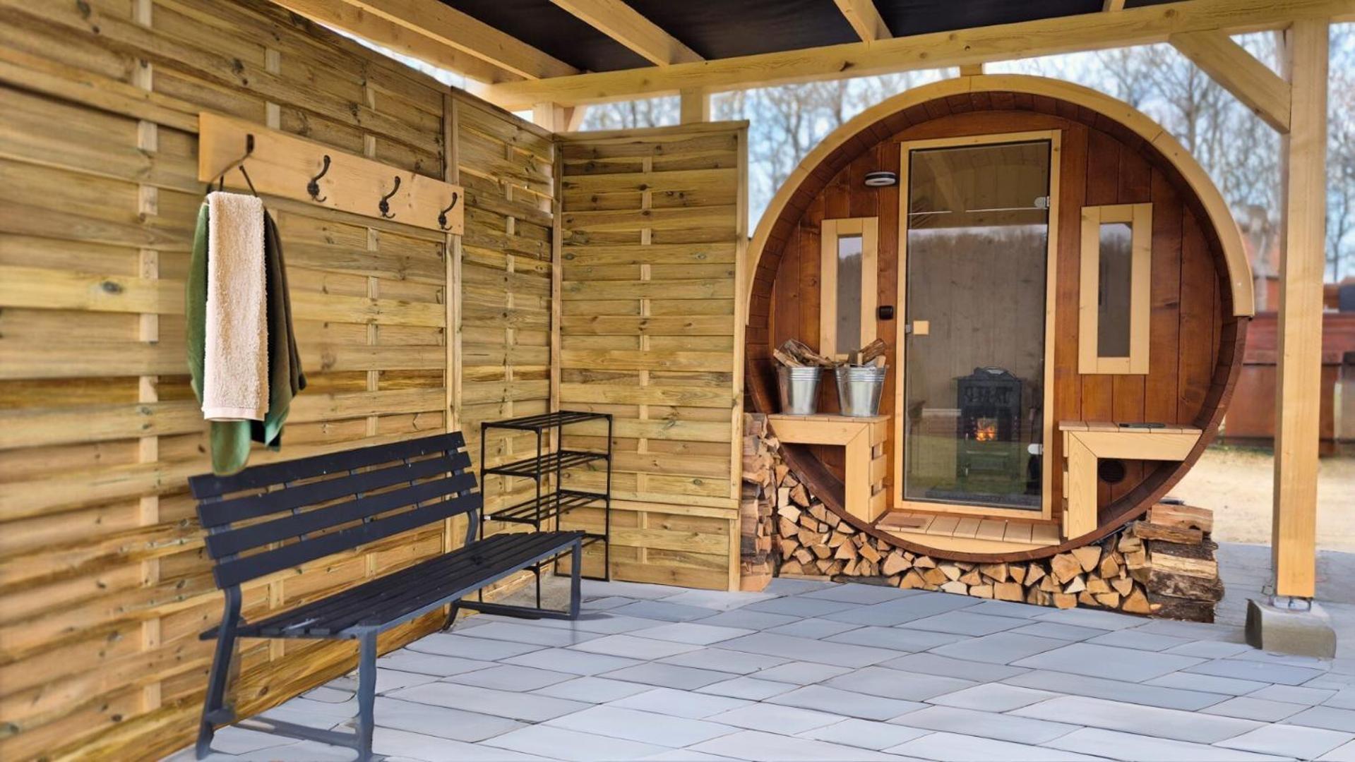 Romantic Jacuzzi Hideaway Near Heviz Rezi Luaran gambar